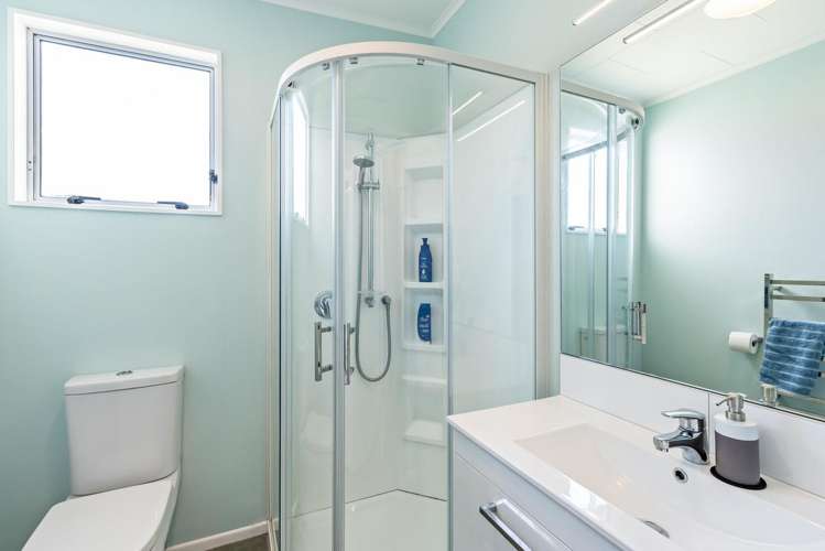 5 Eruini Street Waikanae Beach_28