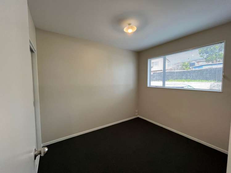 11/242 Great North Road Henderson_9