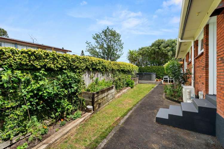 21 Sharyn Place Brookfield_13