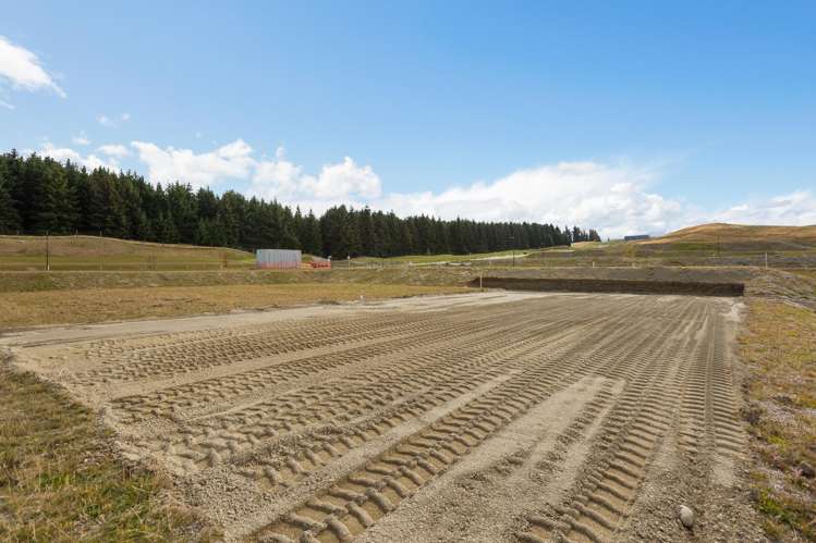 32 Stonehenge Road_2