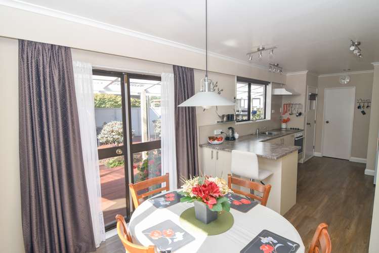 9 Deller Drive Carterton_9