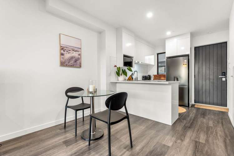 6/3 Abbotleigh Avenue Te Atatu Peninsula_7