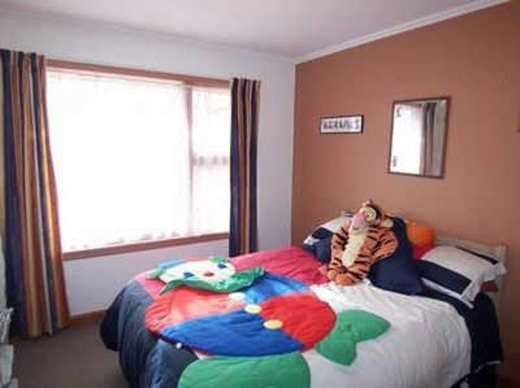 8 Glenora Place Hornby_5