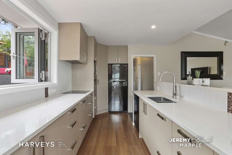 21 Scotstoun Place Glen Eden_7