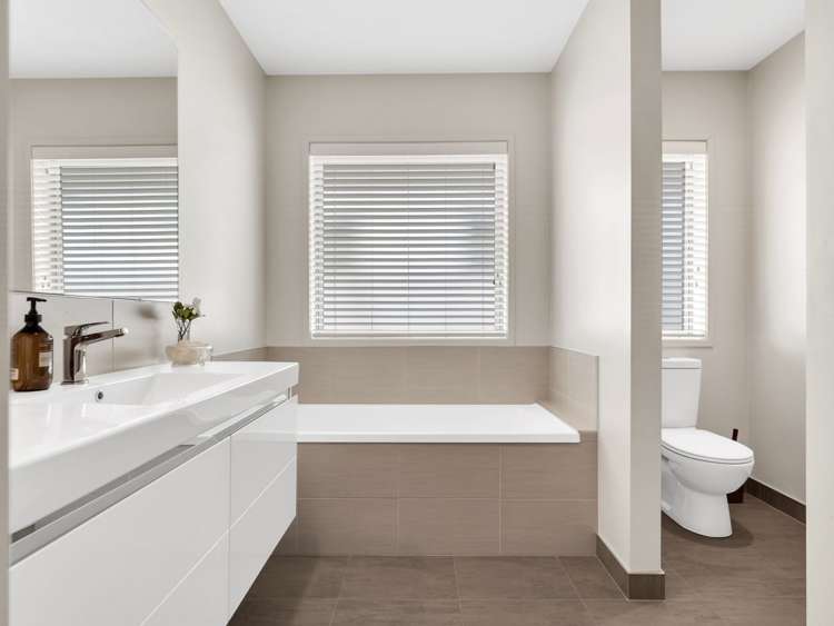 9 Portofino Point Karaka_25