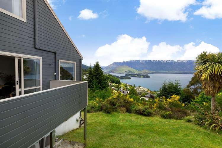 45b Greenstone Place Fernhill/Sunshine Bay_10