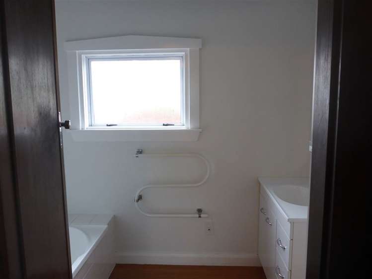 26 Aorangi Road Bryndwr_9