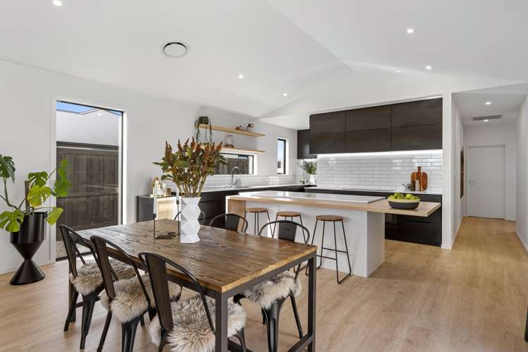 105 Northmoor Boulevard Rolleston_8