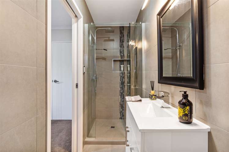 80b Moore Street Howick_21