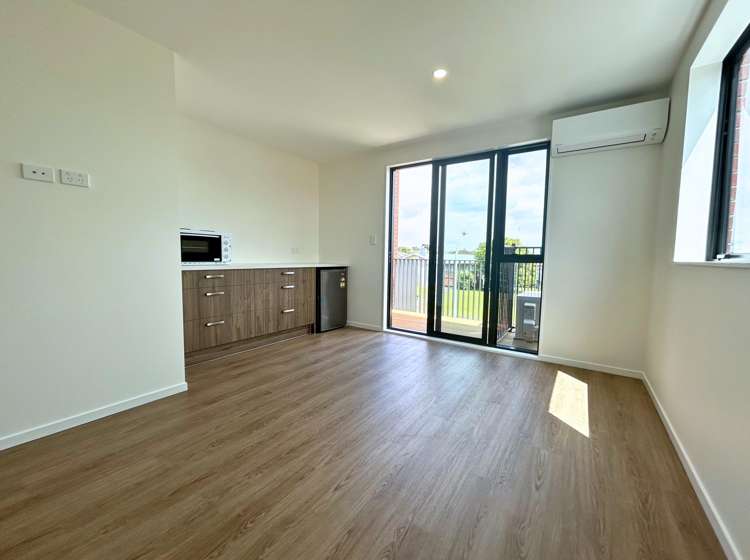 10 & 12 Humphreys Place Mangere_26