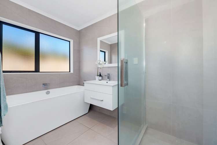 7 Duntrune Road Flat Bush_21