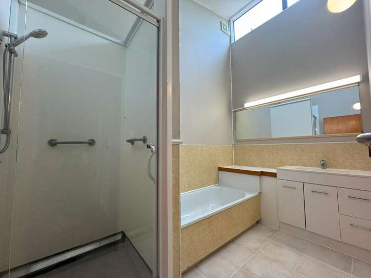 1/166 Fairway Drive 2034_5