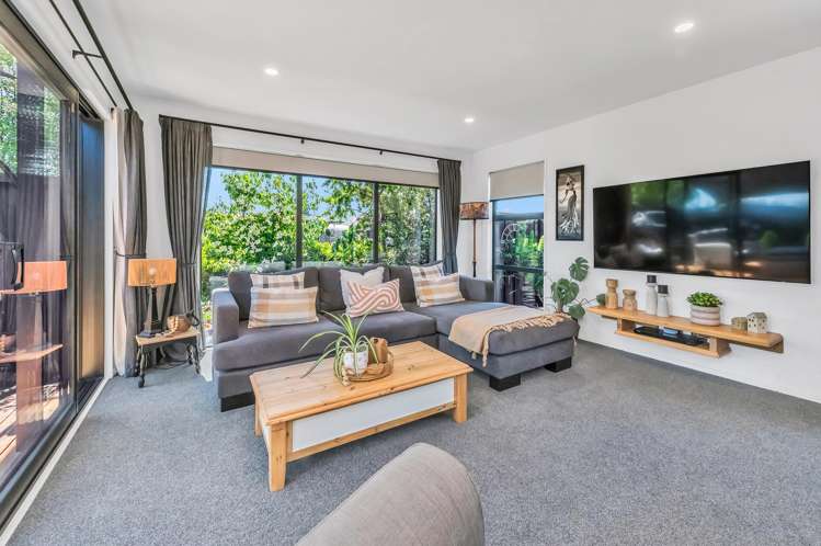 17 Burrow Street Rolleston_9