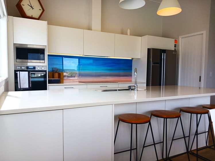 2 Sunset Heights Cable Bay_12