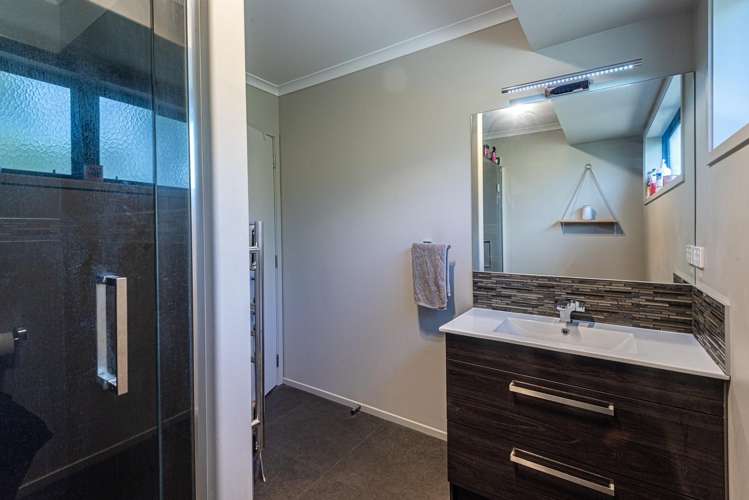 3 Grove Lane Raumanga_17