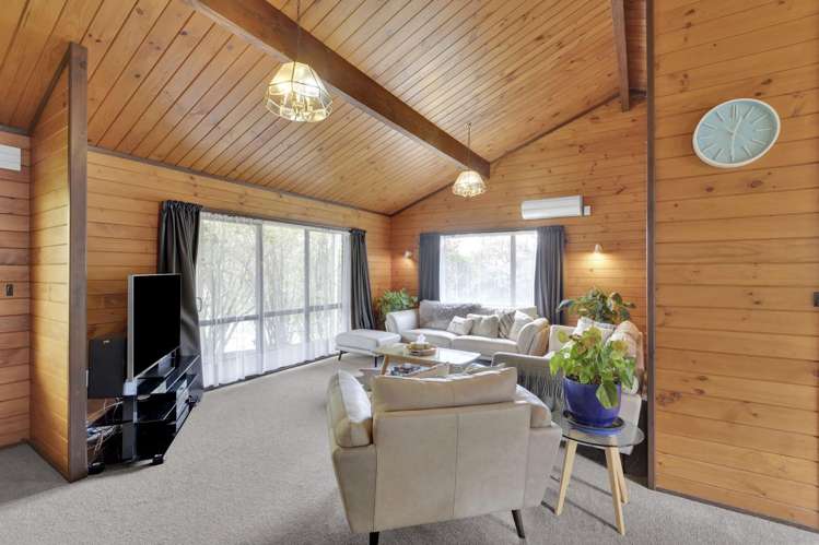 5 Marlowe Drive Leamington_24