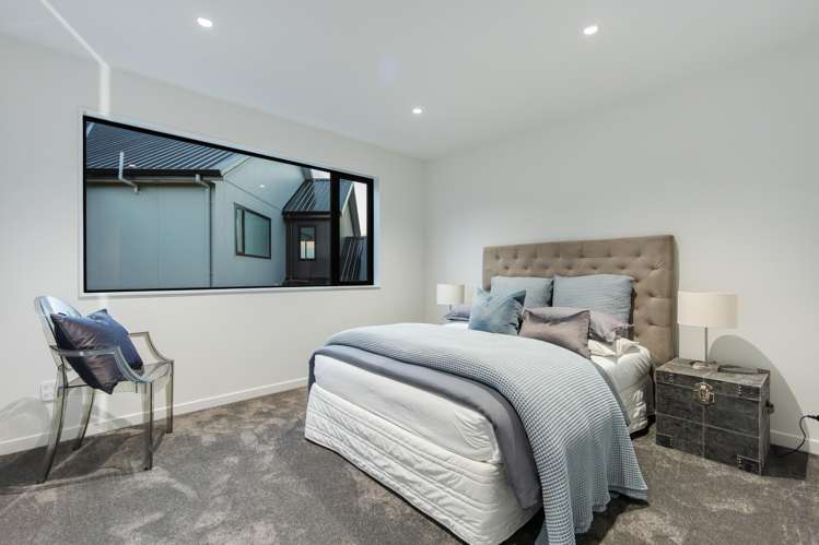 17 Humenga Place Long Bay_35