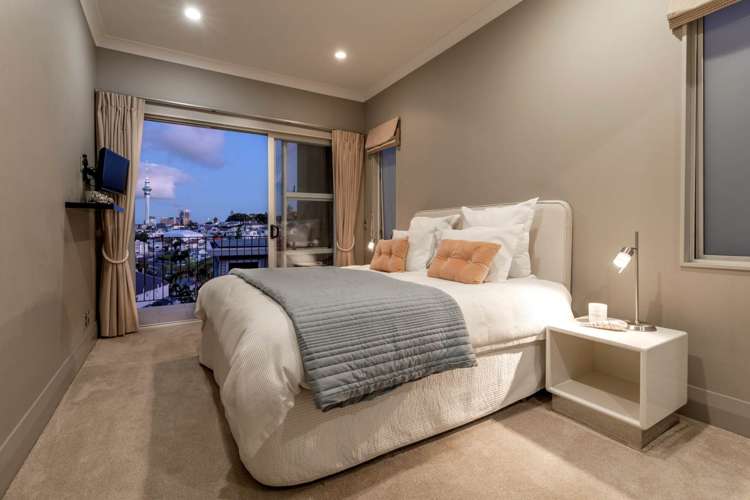 14 Percival Parade Saint Marys Bay_16