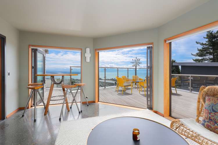 320 Princes Drive Britannia Heights_8