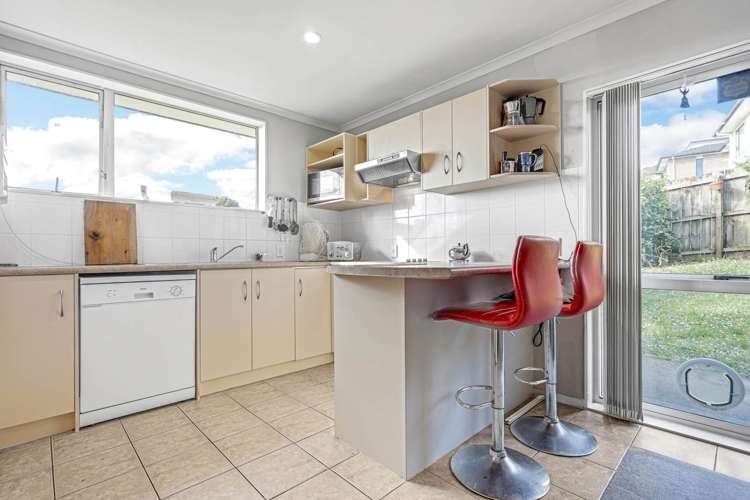 164 Keri Vista Rise Papakura_5