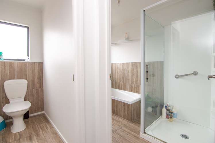 39 Dalfield Place Highbury_12