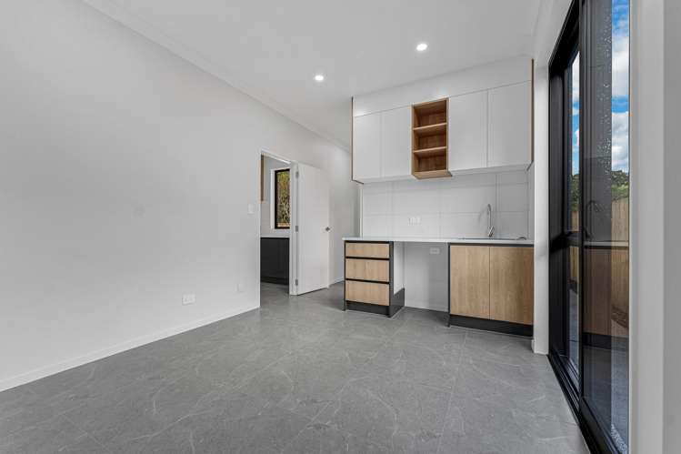 6 Skanda Crescent Flat Bush_13