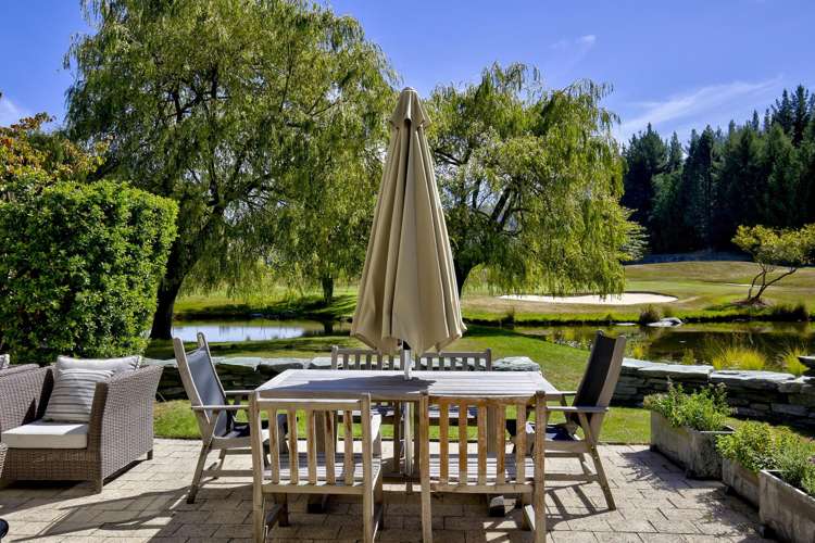 10 Fox's Rush Millbrook Resort_18