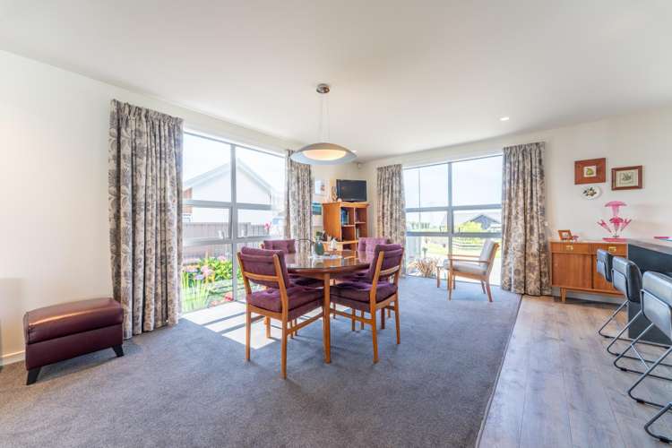 7 Lochern Rise Marchwiel_9