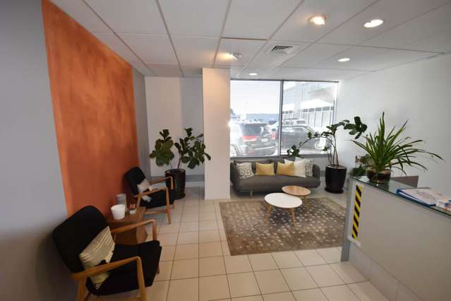 65B Main Highway Ellerslie_2