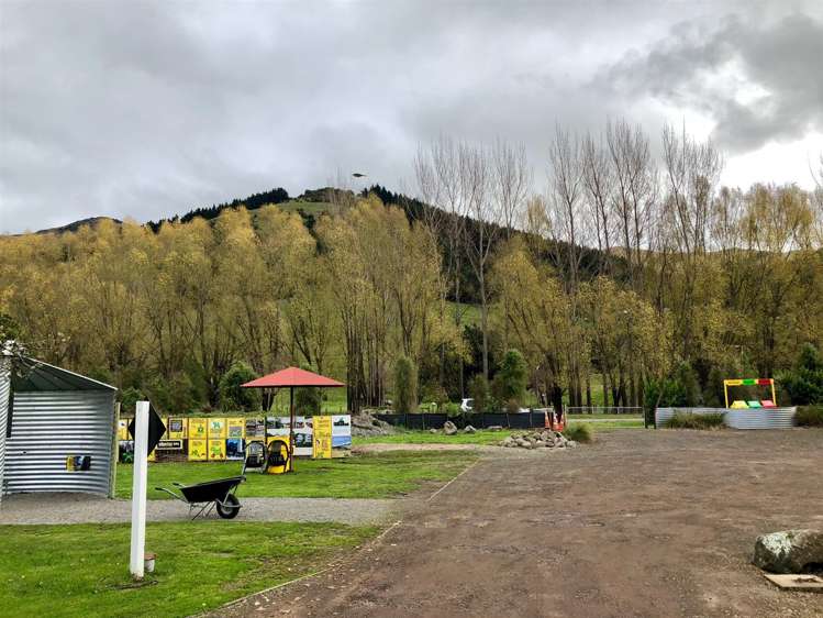 4243 Christchurch Akaroa Road Little River_0