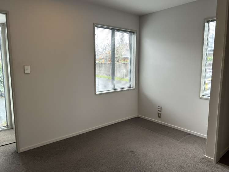 3 The Gate Yaldhurst_12