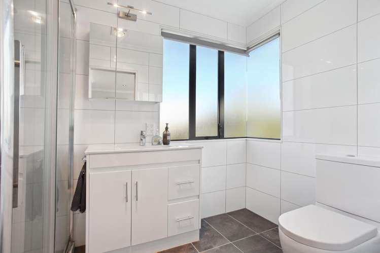 21 Waller Avenue Bucklands Beach_34