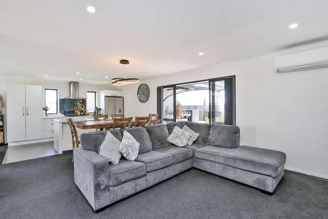 6 Horton Close Frimley_3