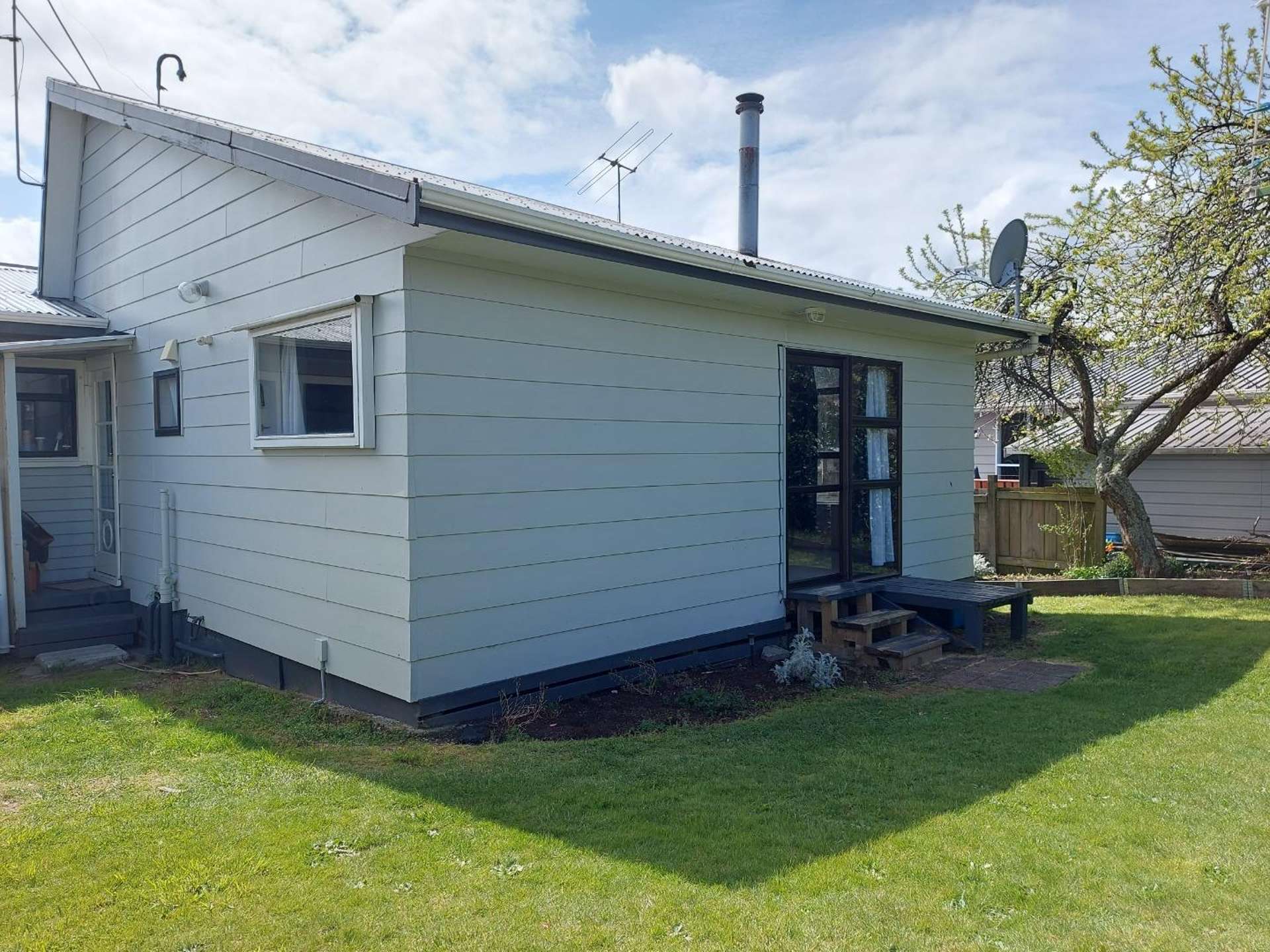 213C Rifle Range Road 11209_0