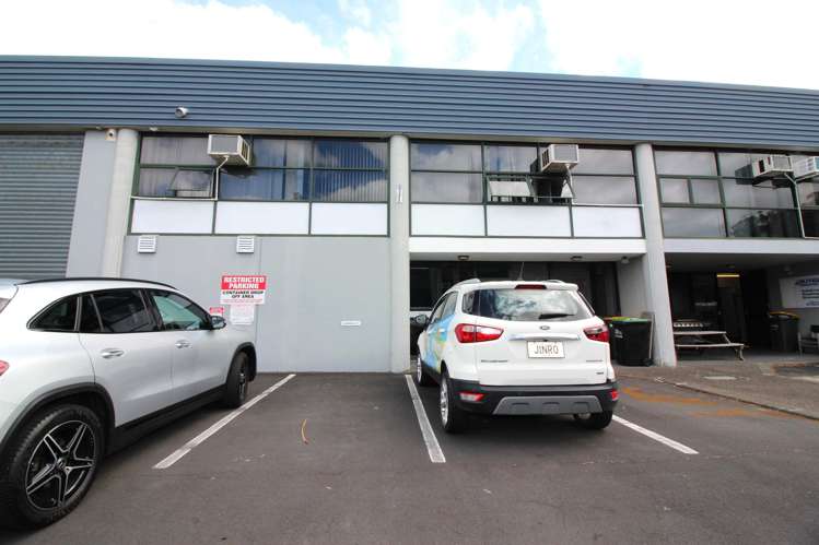 C/2 Rothwell Avenue_0