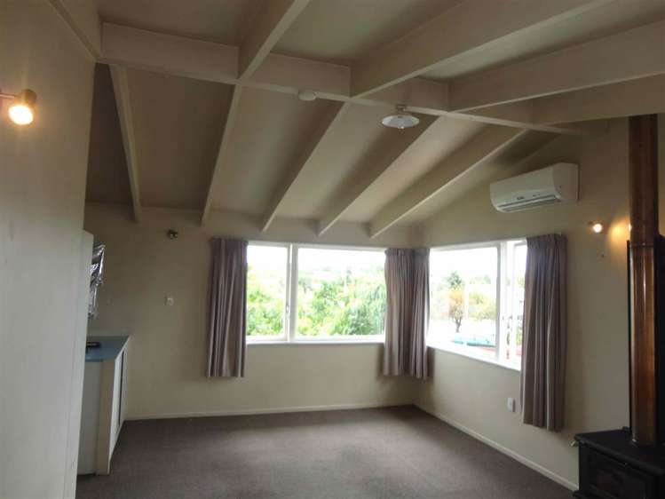 8 Rangatira Street 2775_8