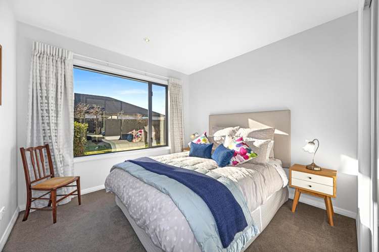49 Vernon Drive Lincoln_10