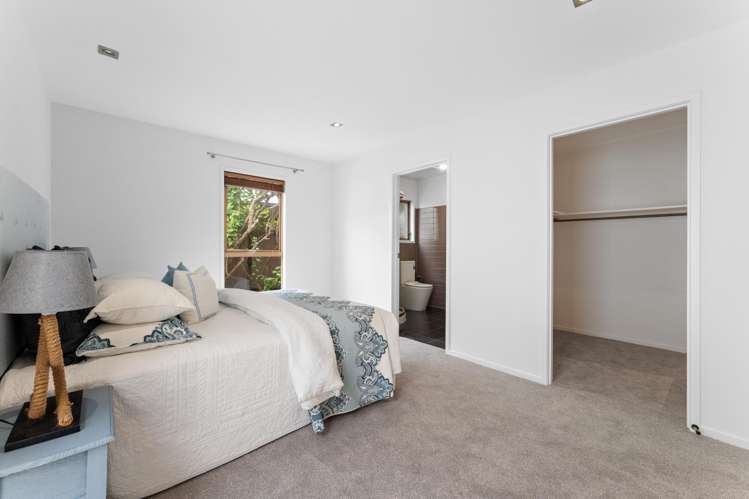 41 Amante Crescent Mairangi Bay_10