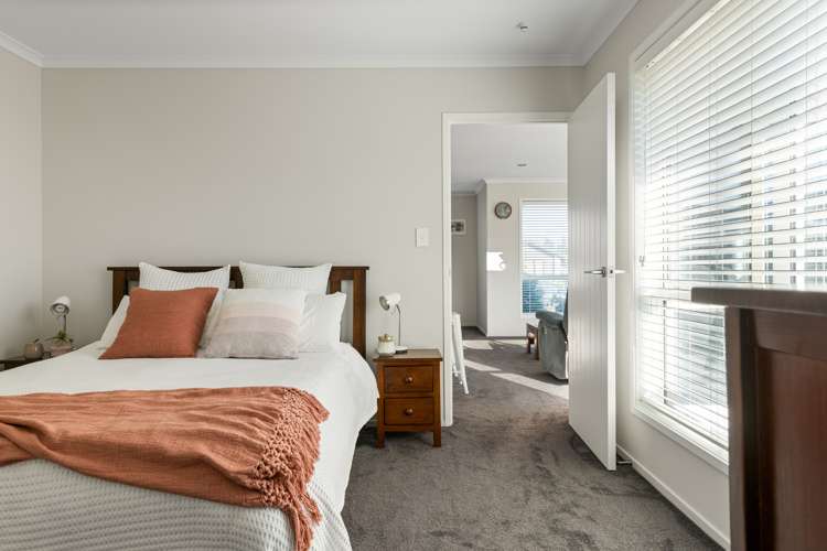 146 Puhirake Crescent Pyes Pa_6