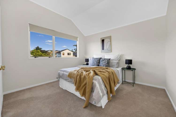 97 Gosford Drive Botany Downs_14