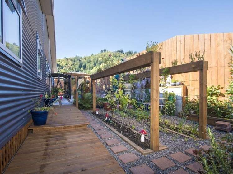 20 Weka Place Picton_26