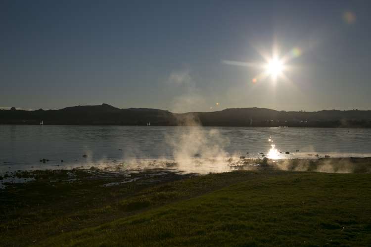 1/225 Lake Terrace Waipahihi_22