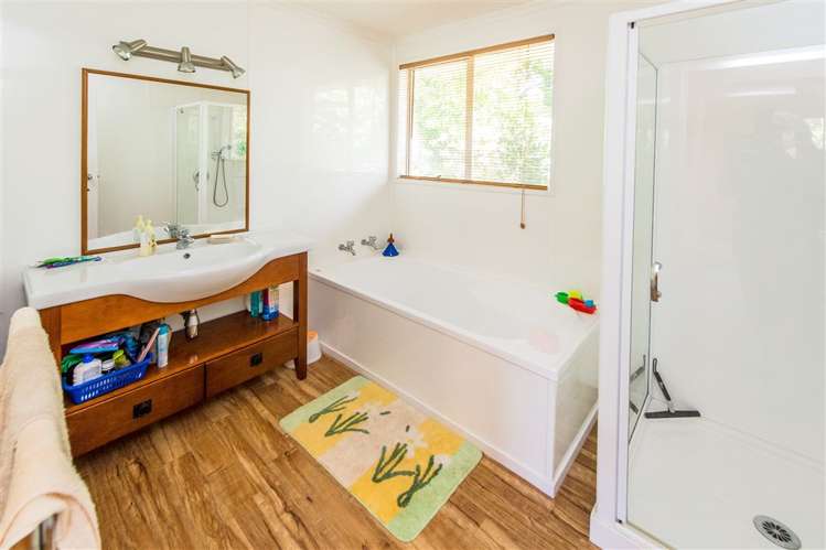 1 Alexa Place Saint Johns Hill_12