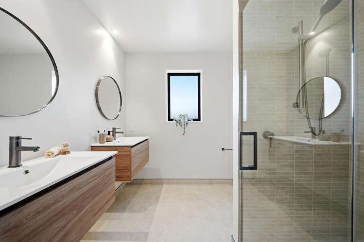 23 Perehia Mews Marshland_9