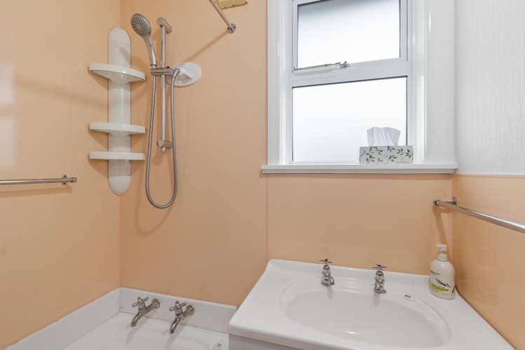 4 Rugby Street Levin_9