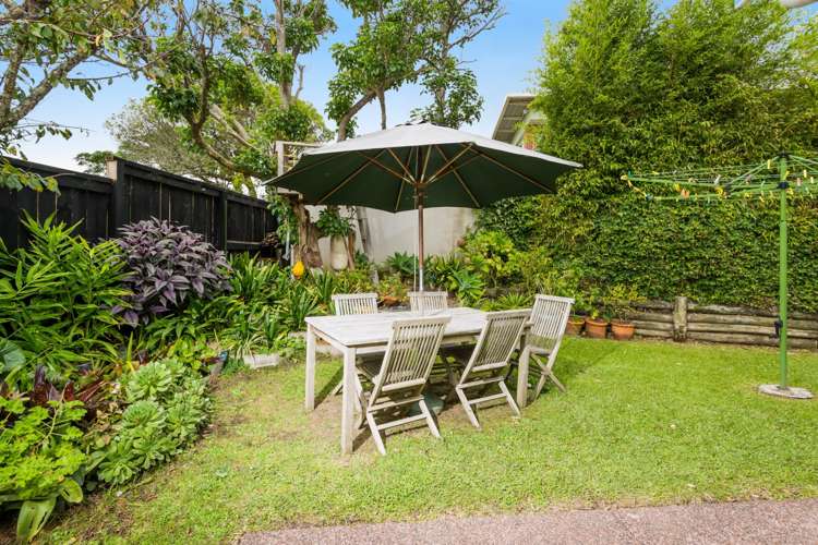 3/136 Calliope Road Stanley Point_19