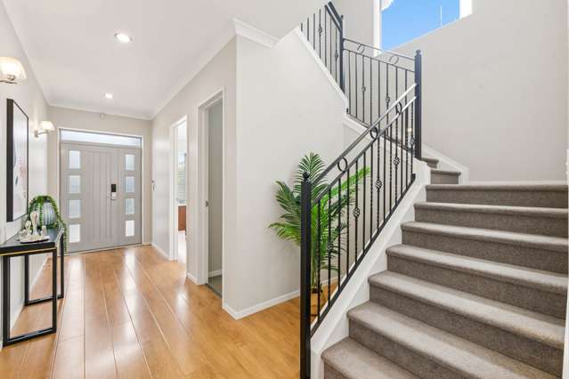 4 Sunglade Grove Flat Bush_4