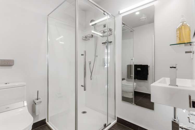 2a/86a Rockfield Road Penrose_12