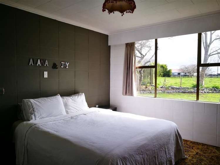 26 High Street Eltham_8