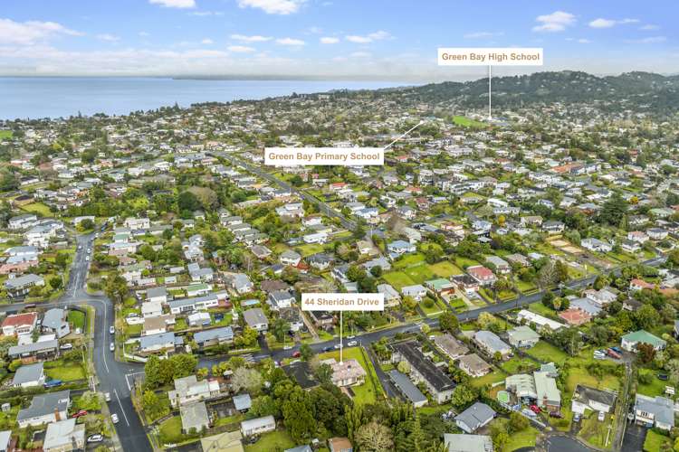 44 Sheridan Drive New Lynn_5